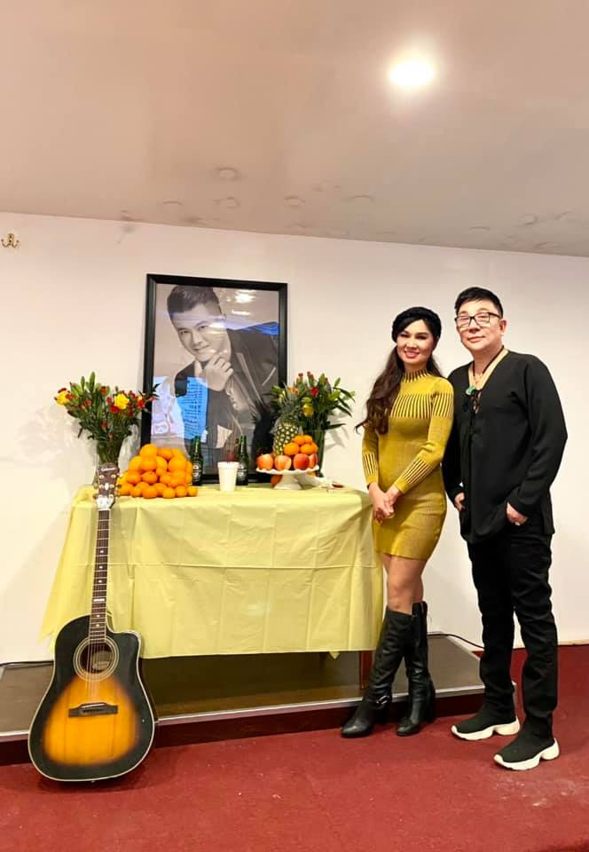 Sau 49 ngày Vân Quang Long mất, hé lộ vali đầy ắp đồ gia đình và món quà chưa kịp đến tay con gái ảnh 2