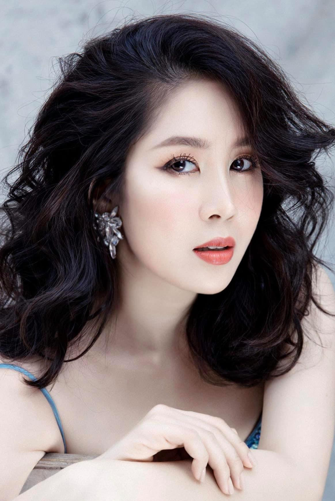 Nỗ lực giảm tận 30kg, diễn viên Lê Phương tự tin thả dáng nuột nà bên bể bơi ảnh 5