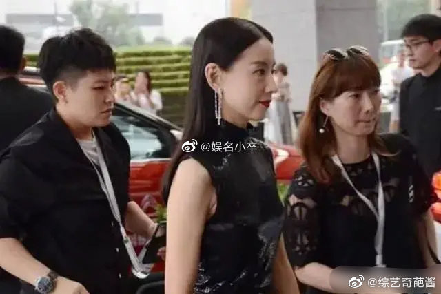 Hậu bê bối ngoại tình, Đổng Khiết lộ vẻ già nua ở tuổi 40 ảnh 2