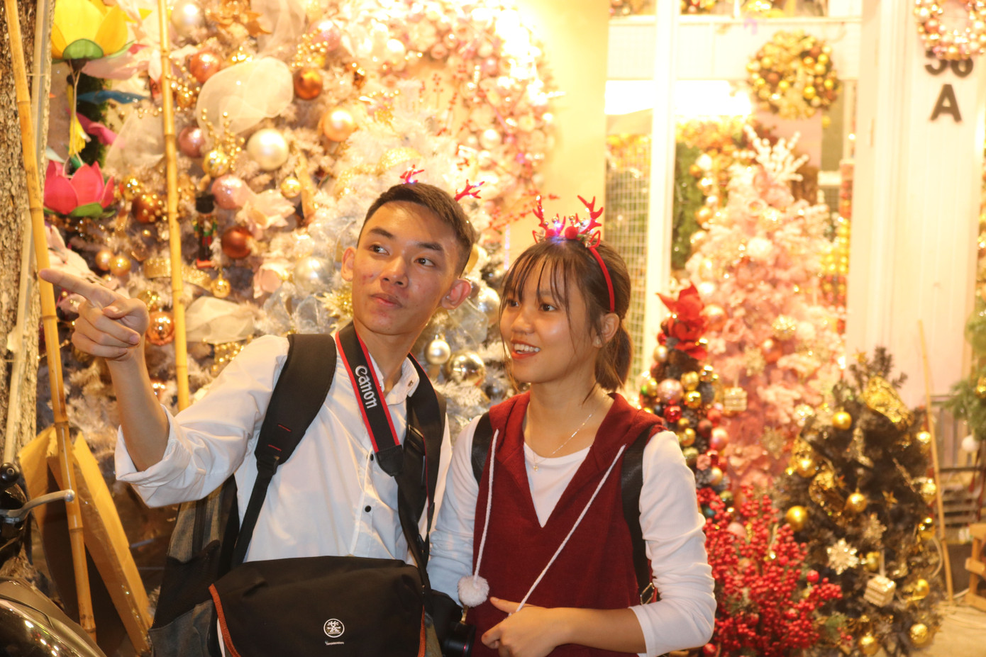 Đến hẹn lại lên, dịch vụ cho thuê ông già Noel lại ‘hot’ mùa Giáng Sinh ảnh 7 Đến hẹn lại lên, dịch vụ cho thuê ông già Noel lại ‘hot’ mùa Giáng Sinh ảnh 7