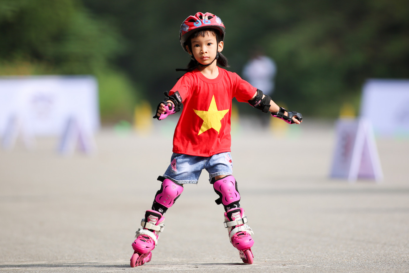 Bé 5 tuổi trượt patin ở Mỹ Đình để chọn tuyển thủ quốc gia ảnh 20