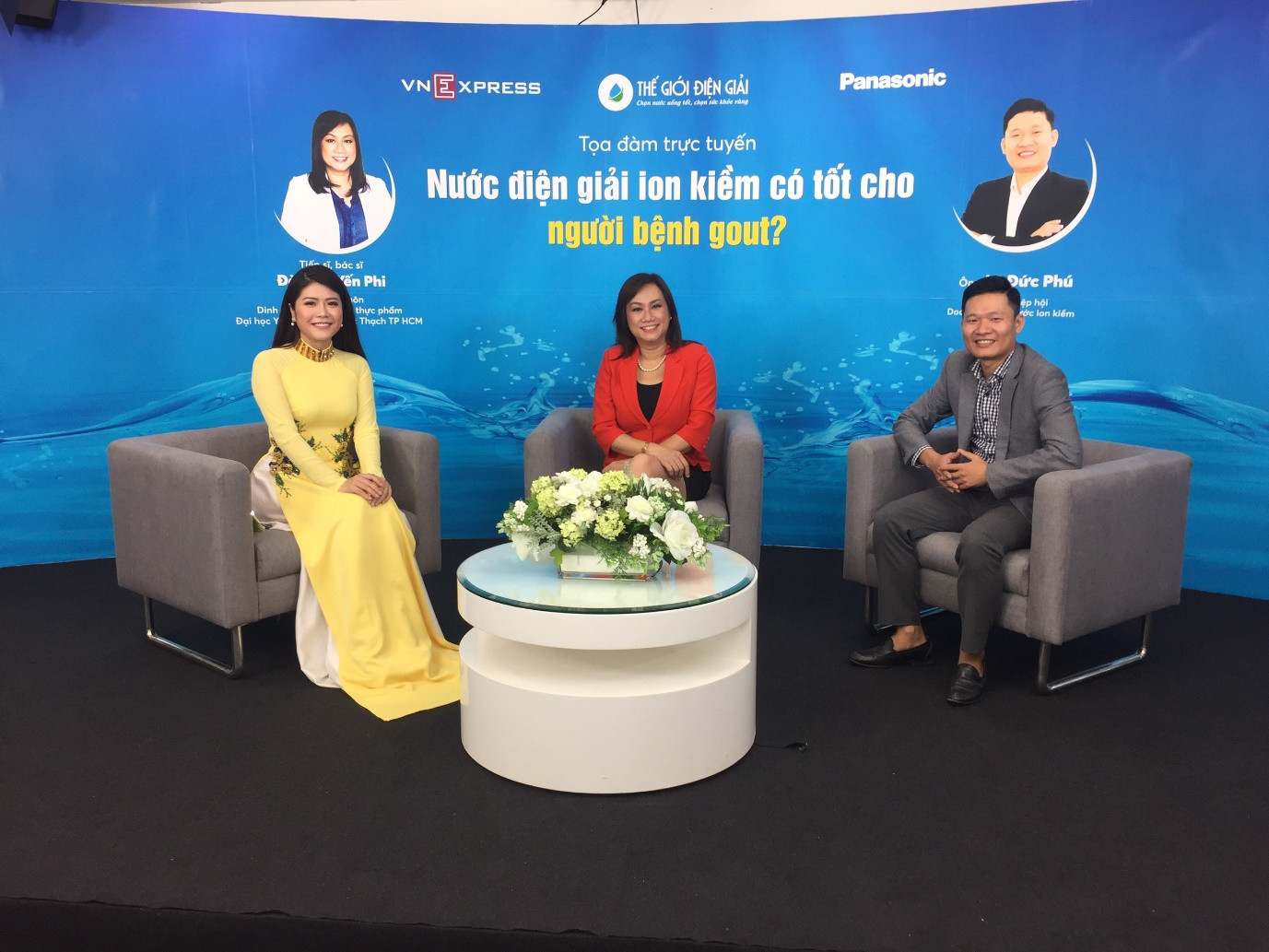 Chuyên gia khuyên dùng nước ion kiềm và thực phẩm có tính kiềm cho bệnh gout ảnh 1