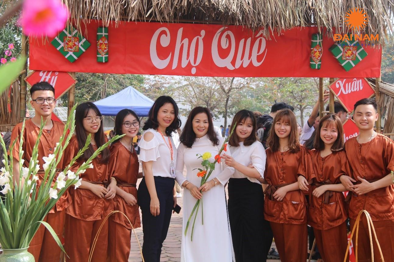 Tấm bánh nghĩa tình mùa 9: Tết của sự sẻ chia ảnh 4