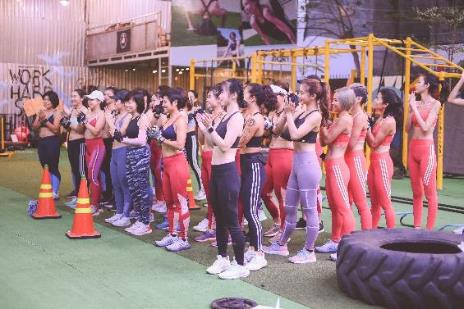 adidas cùng phái đẹp tái định nghĩa về thể thao ảnh 8