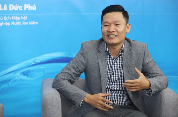 Chuyên gia khuyên dùng nước ion kiềm và thực phẩm có tính kiềm cho bệnh gout ảnh 3