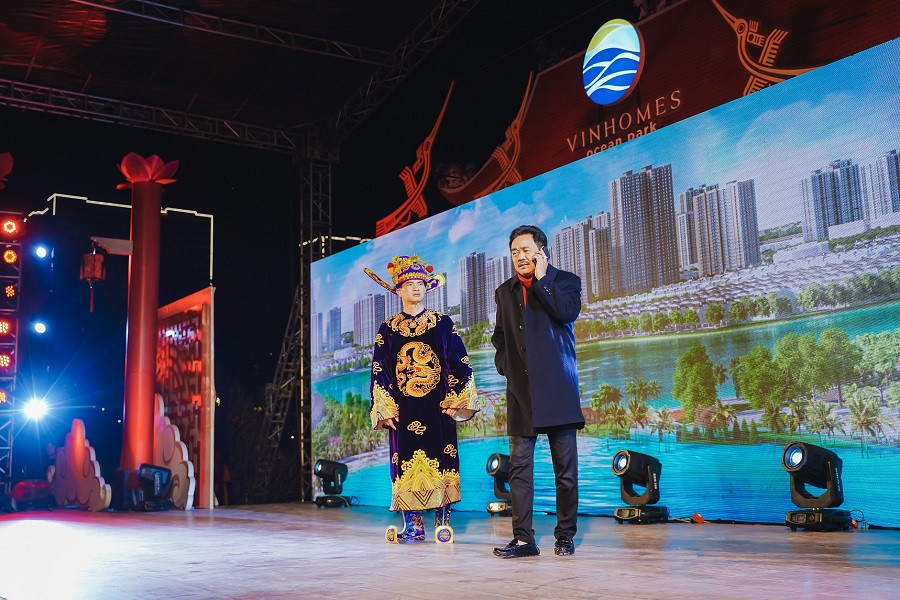 Ngọc Hoàng và các táo vi hành quên lối về ở ‘Đảo hoa đào’ ảnh 3