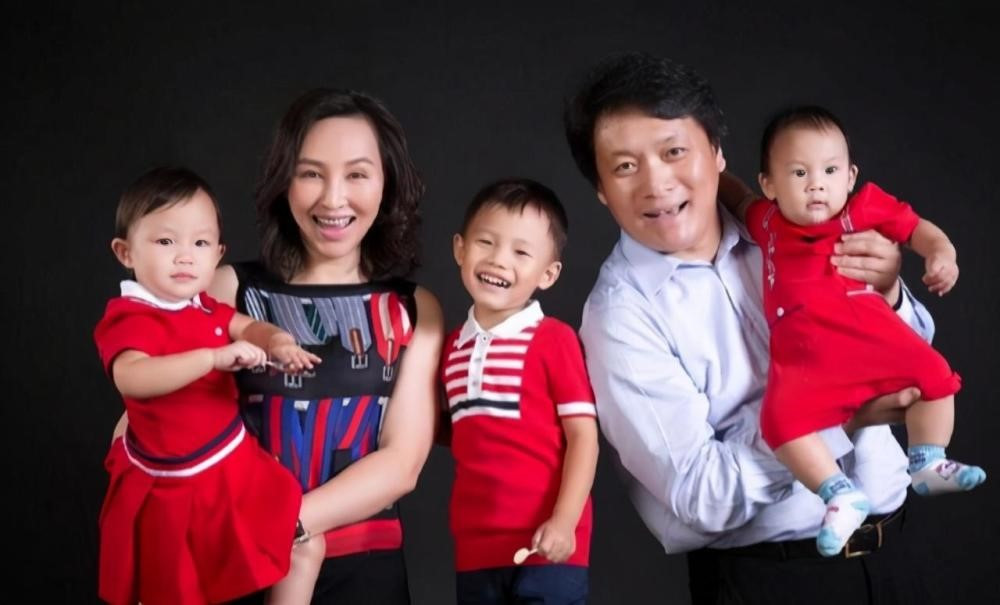 Tiểu thuyết ngôn tình “ngàn năm có một” nổi tiếng suốt 27 năm của làng giải trí Hoa ngữ ảnh 10