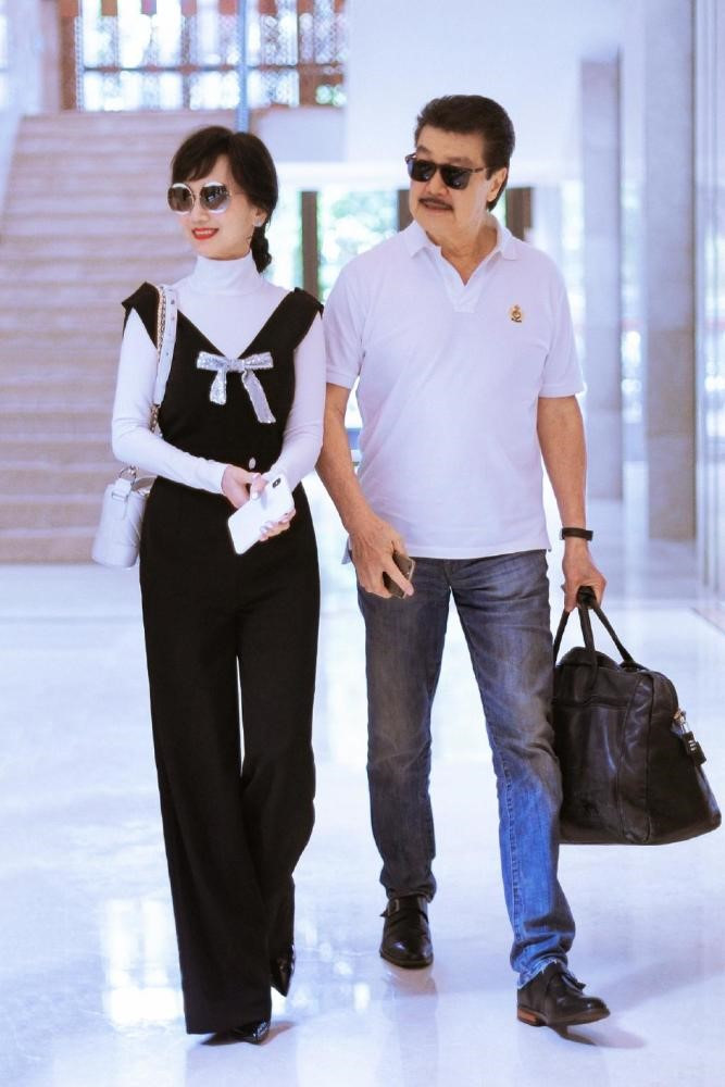 Triệu Nhã Chi gây choáng với thời trang như 9X, đẹp bất chấp 66 tuổi ảnh 5