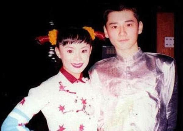 Người đàn ông “mệnh giá 30.000 tỷ” xen vào cặp đôi vàng C-biz Tôn Lệ - Đặng Siêu là ai? ảnh 12