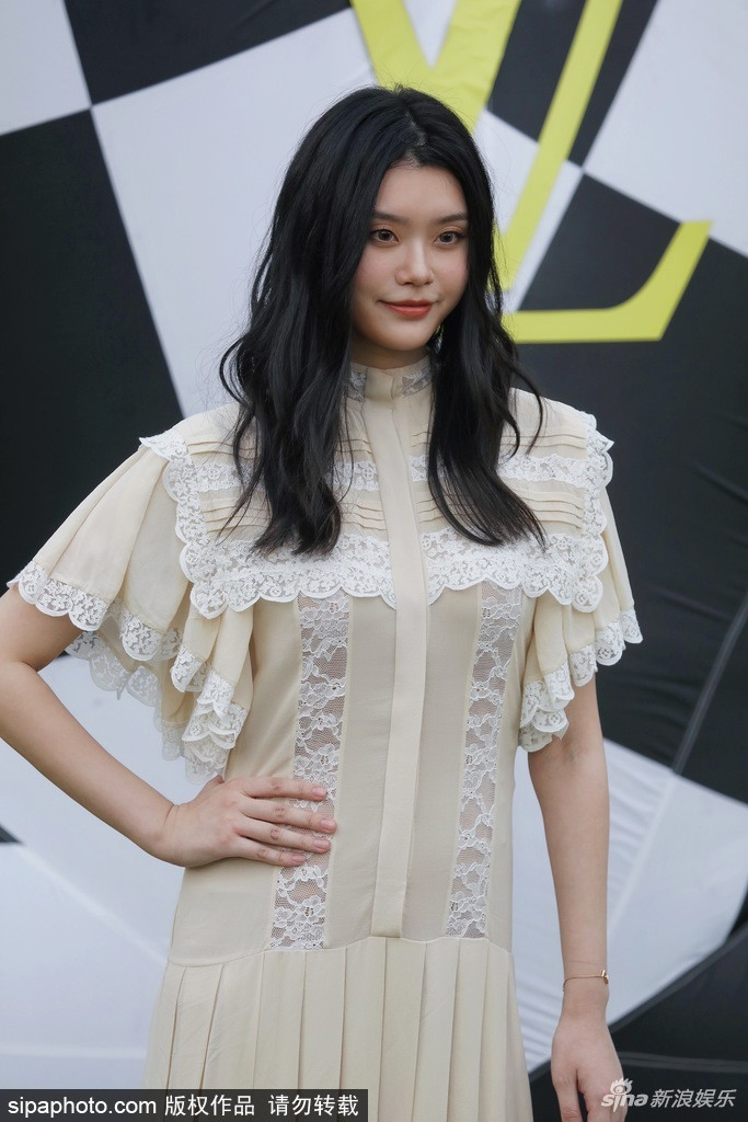 Lộ “tiểu tam” trong mối tình Trương Nhất Sơn và Tống Nghiên Phi ảnh 10