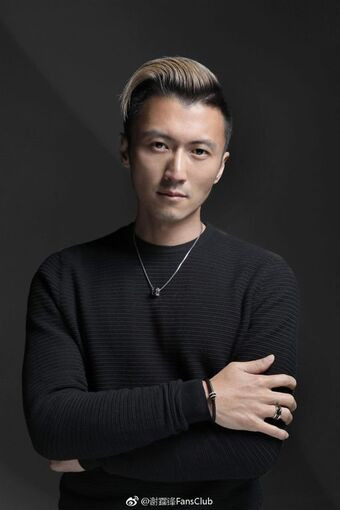 Câu chuyện gây sốc đằng sau ánh hào quang của những nghệ sĩ trẻ sống chung với bệnh tật ảnh 10