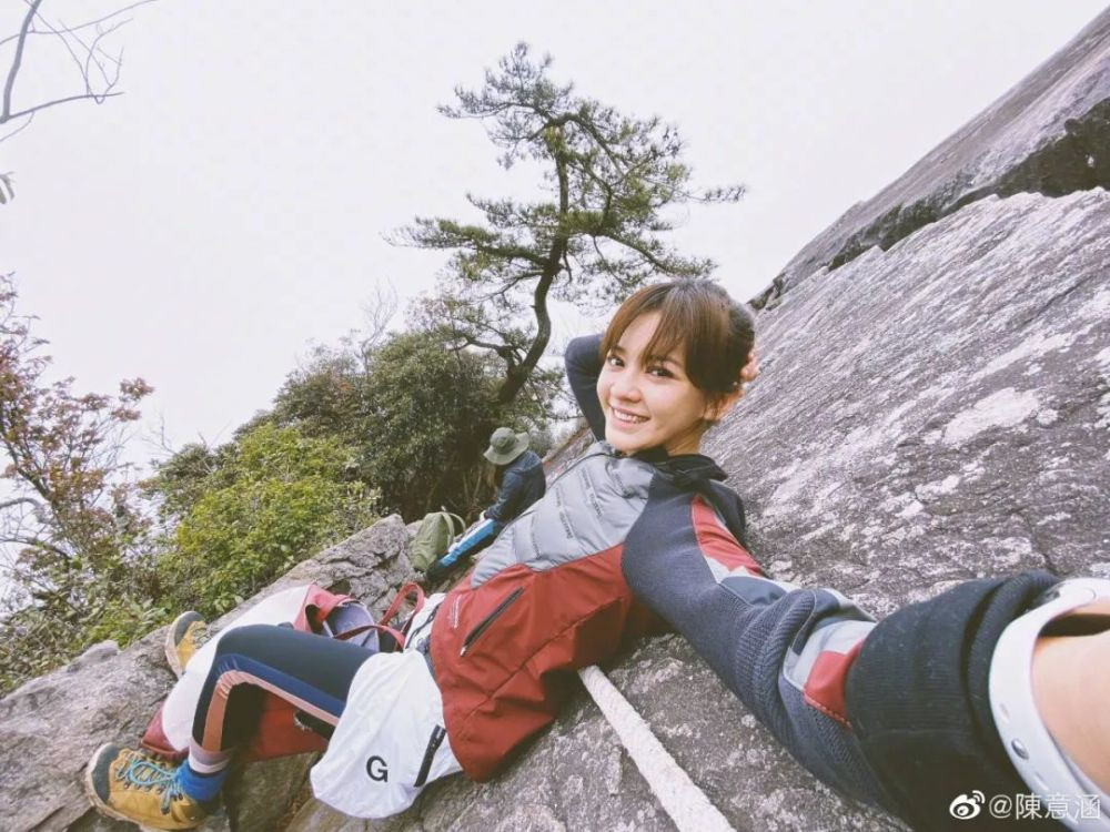 “Mỹ nữ” U60 được fan sùng bái tôn “đại sư” quản lý hình thể khiến mạng xã hội dậy sóng ảnh 14