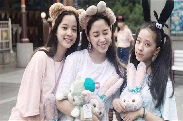 Top 4 sao Hoa Ngữ được hưởng thừa kế “gien đáng ghen tị nhất” từ cha mẹ ảnh 4