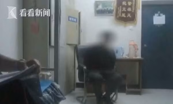 Người phụ nữ 61 tuổi hám trai 18 và cái kết đắng khi người tình dùng ảnh nóng để tống tiền ảnh 1