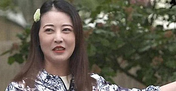 “Mỹ nhân Kim Dung” Châu Hải My độc thân ở tuổi 54, tiết lộ gây sốc: Đàn ông thật vướng víu ảnh 2