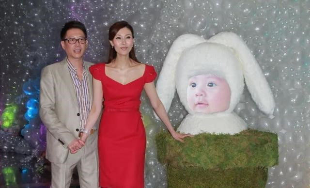 “Người thừa kế” giàu nhất C-biz: 9 tuổi, sở hữu khối tài sản hàng trăm nghìn tỷ đồng ảnh 9