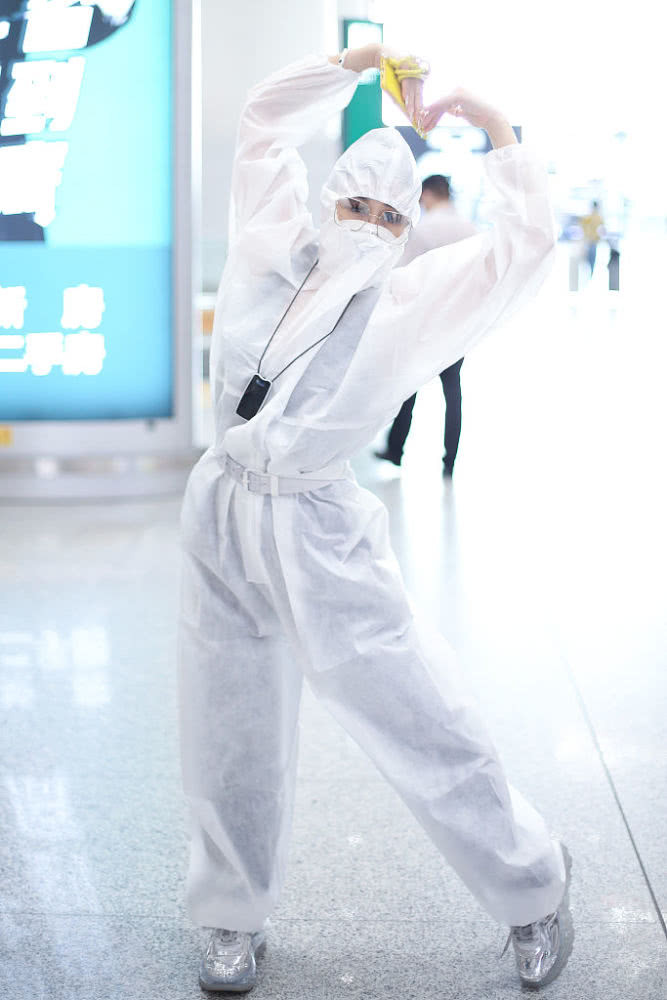 Choáng với ngoại hình hiện tại của “Người phụ nữ gợi cảm nhất châu Á, năm 2000" ảnh 3