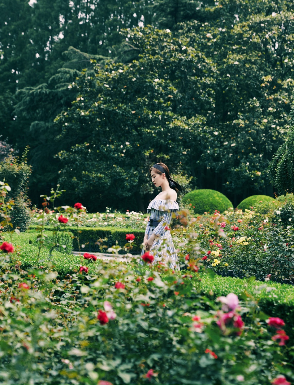 “Song Lưu" - "thần tiên tỷ tỷ” của làng giải trí Hoa ngữ đẹp ngỡ ngàng ở tuổi 33 ảnh 20