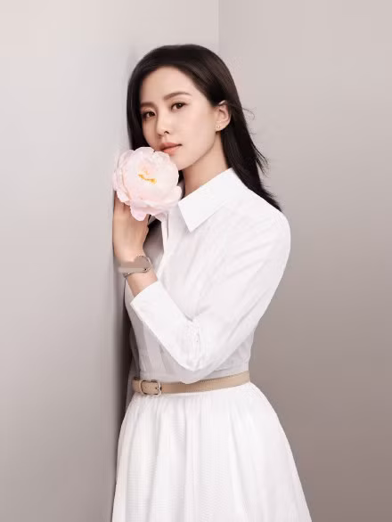 “Song Lưu" - "thần tiên tỷ tỷ” của làng giải trí Hoa ngữ đẹp ngỡ ngàng ở tuổi 33 ảnh 18