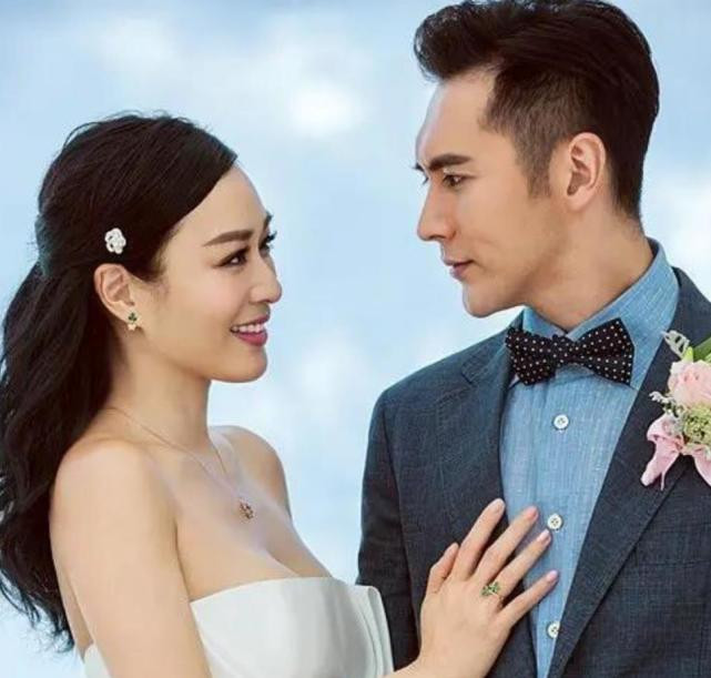 Bốn mỹ nhân U50 “hack tuổi” bậc nhất, được chồng trẻ “sủng” hơn bảo bối ảnh 2