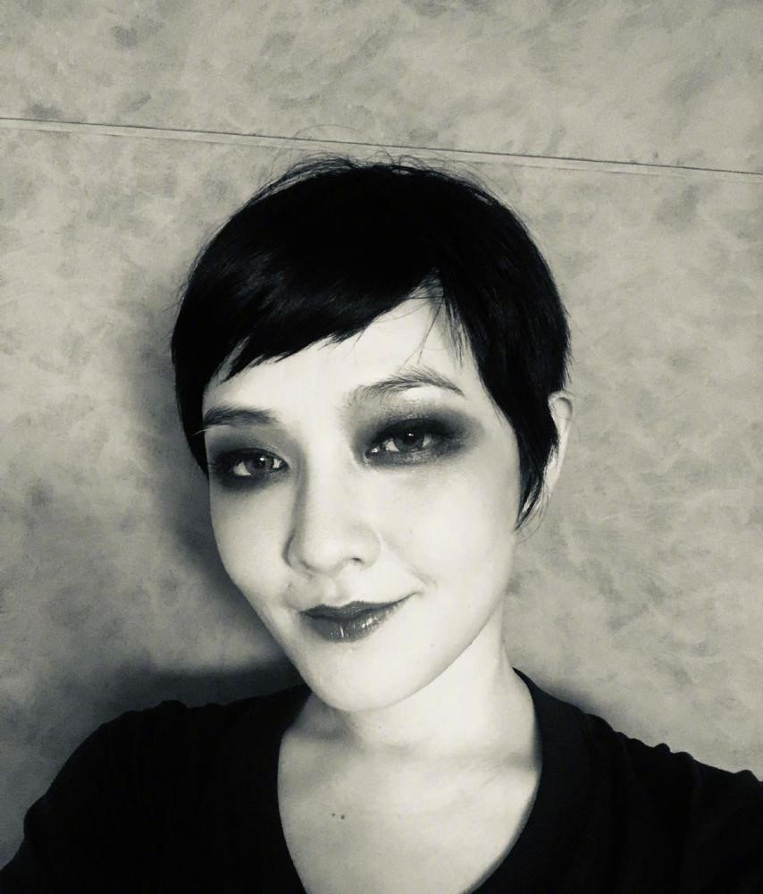 Một “thiên hậu” vì bạn trai 8 năm mà cắt cổ tử cung, sống cuộc đời không chồng không con ảnh 6