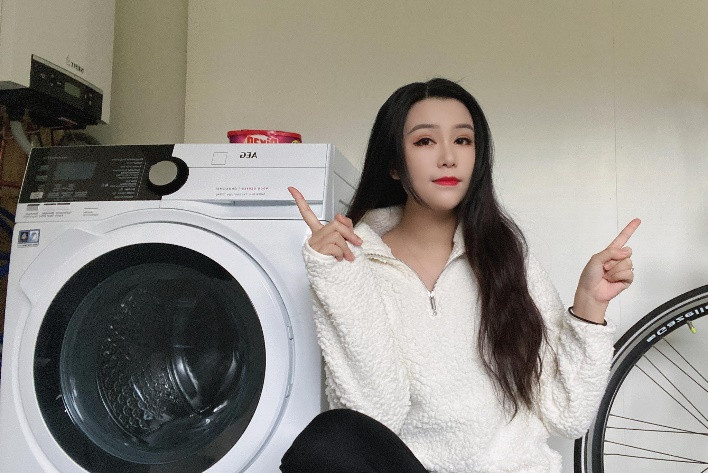 Câu chuyện tình yêu xuyên biên giới đáng ngưỡng mộ của cô gái trẻ 9X ảnh 7