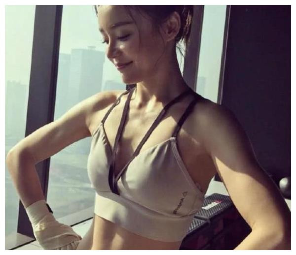 Top 8 mỹ nữ Hoa Ngữ sở hữu thân hình “săn chắc” hoàn hảo khiến các Elite cũng phải ghen tị ảnh 3