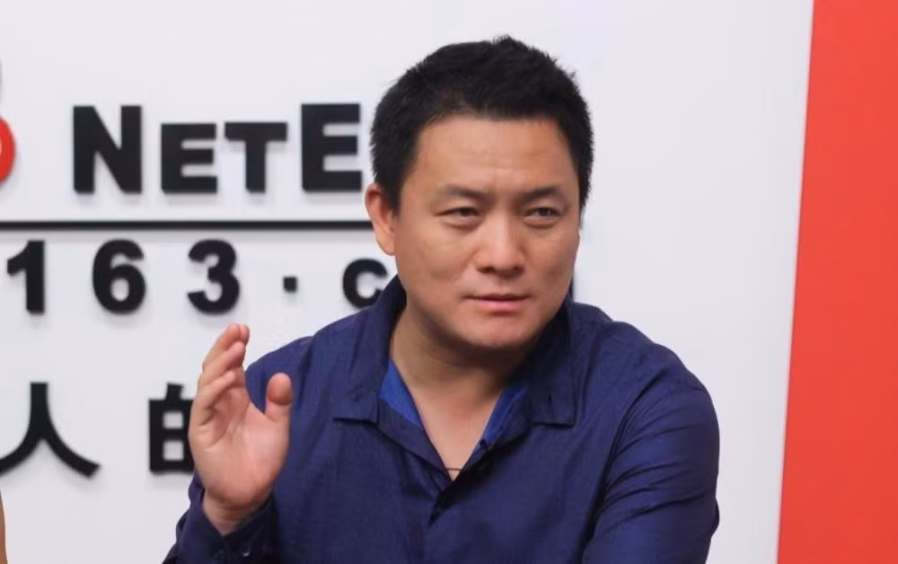 Tiểu thuyết ngôn tình “ngàn năm có một” nổi tiếng suốt 27 năm của làng giải trí Hoa ngữ ảnh 11