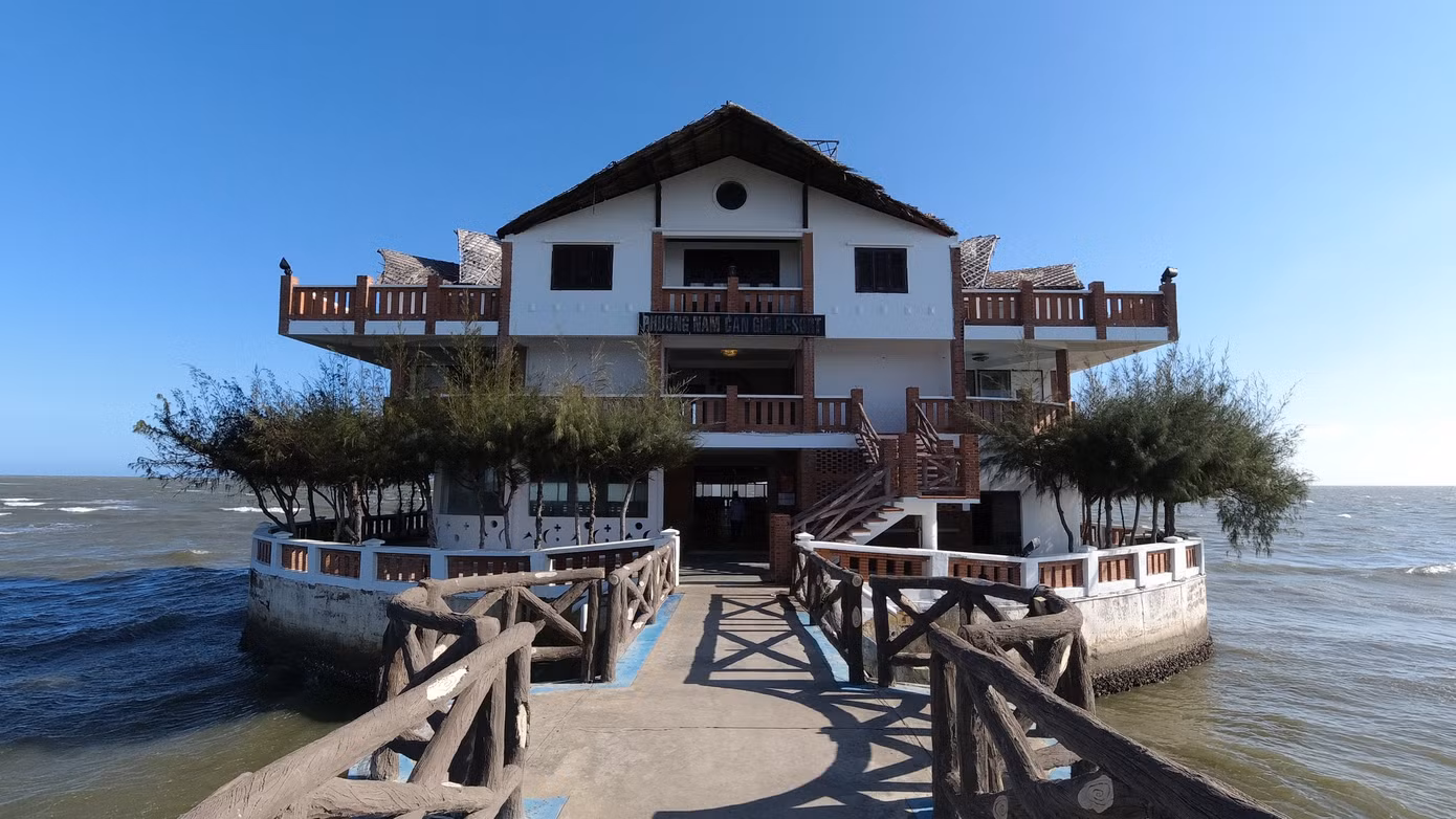 TPHCM tạm ngưng sử dụng khách sạn, resort làm khu cách ly vì hết phòng ảnh 4 TPHCM tạm ngưng sử dụng khách sạn, resort làm khu cách ly vì hết phòng ảnh 4