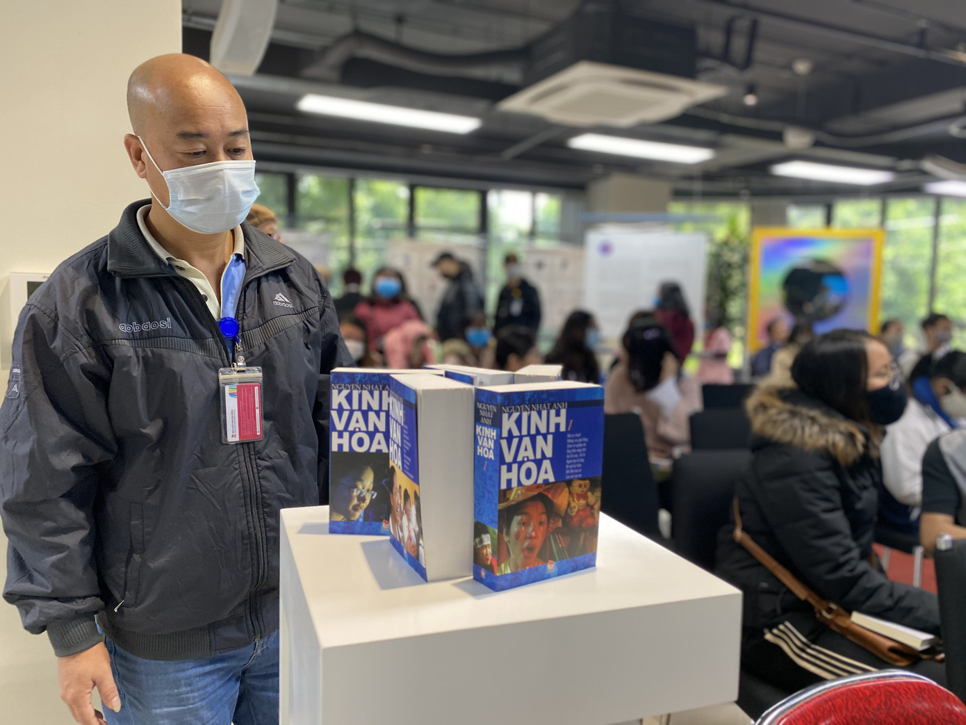 Nguyễn Nhật Ánh kể chuyện bị ‘Kính vạn hoa’ hành hạ ảnh 2