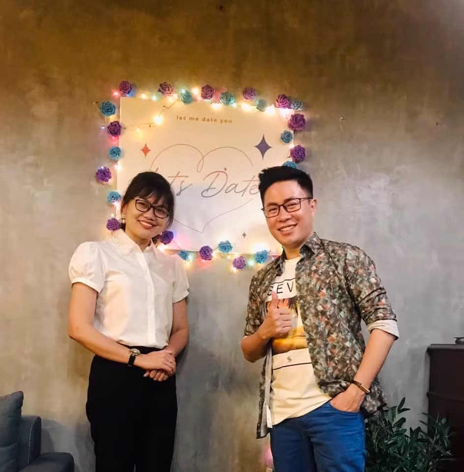 MC Lê Anh ‘bí mật’ tổ chức lễ cưới với bạn gái kém 10 tuổi, cô dâu là ai? ảnh 2