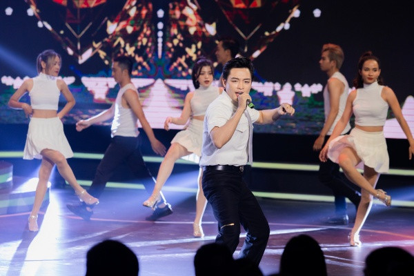 Gương Mặt Thân Quen: Phạm Việt Thắng nhận cơn mưa lời khen với tạo hình ca sĩ Ngọc Sơn ảnh 3