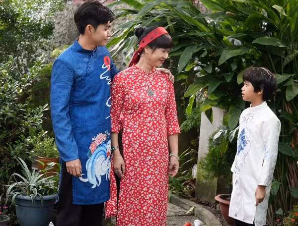 NSND Lan Hương - Jun Phạm cùng góp mặt trong “Số Độc Đắc”, đại náo phim Tết Tân Sửu ảnh 4
