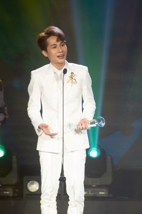 “Làn sóng xanh 2020“: Binz, Jack, Amee thắng “đậm”, Hòa Minzy nức nở khi lần đầu nhận giải ảnh 3