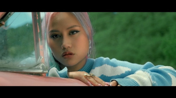 Châu Đăng Khoa lộ diện “gà chiến” mới trong MV comeback hợp tác cùng rapper Khói ảnh 4