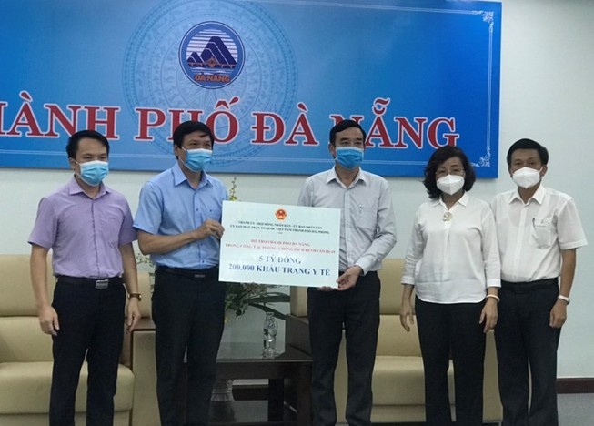 33 y bác sĩ Hải Phòng: Sẽ sát cánh cùng Đà Nẵng đến khi hết dịch ảnh 1