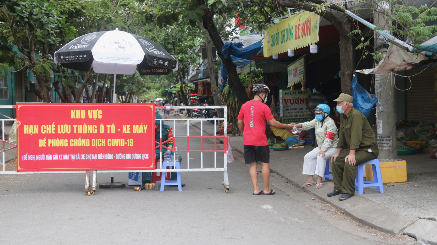 Cư dân mắc COVID-19, 'phố chung cư' Đà Nẵng báo động ảnh 7