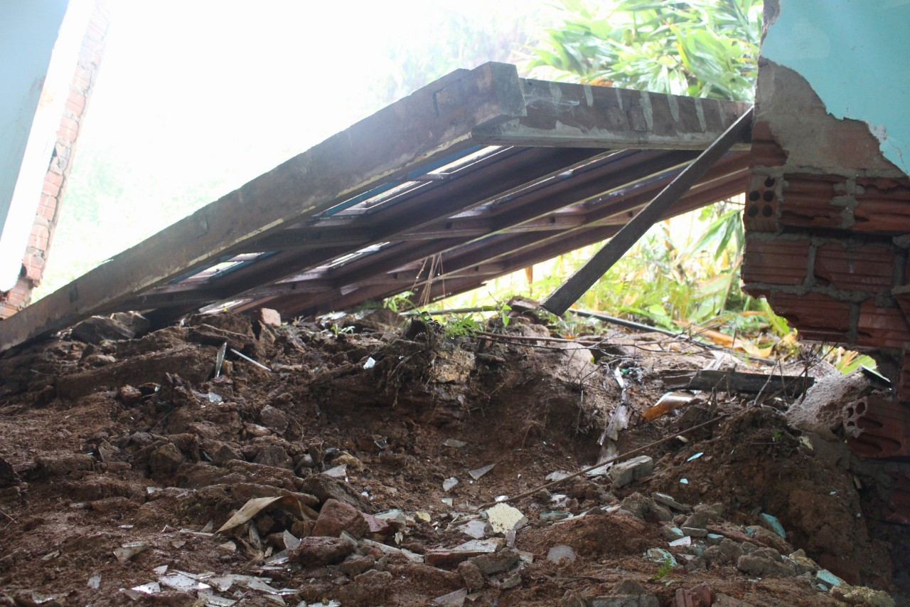 BTC cuộc thi Hoa hậu Việt Nam hỗ trợ trường học ở Nam Trà My ảnh 2