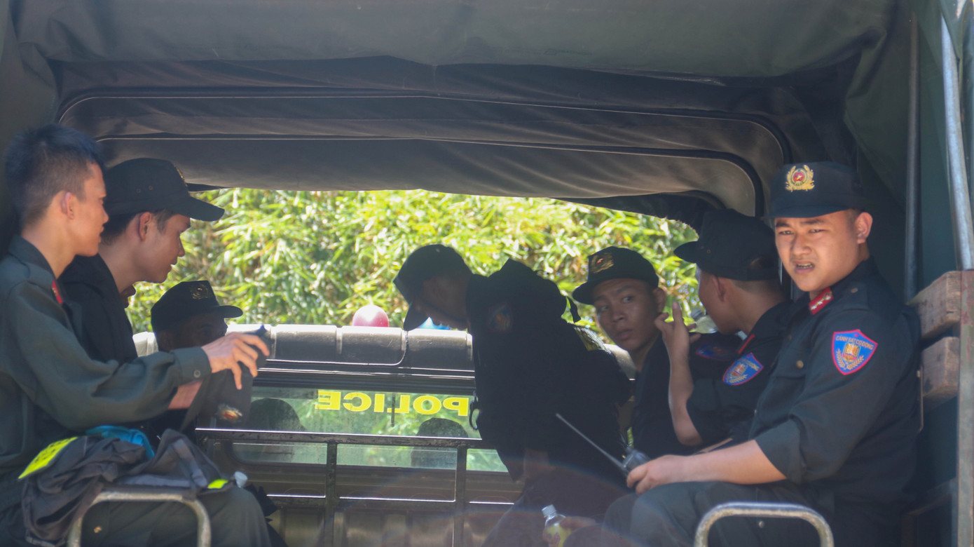 Hàng trăm chiến sĩ truy tìm sát nhân 'vượt ngục' trên rừng Hải Vân giữa nắng như đổ lửa ảnh 5