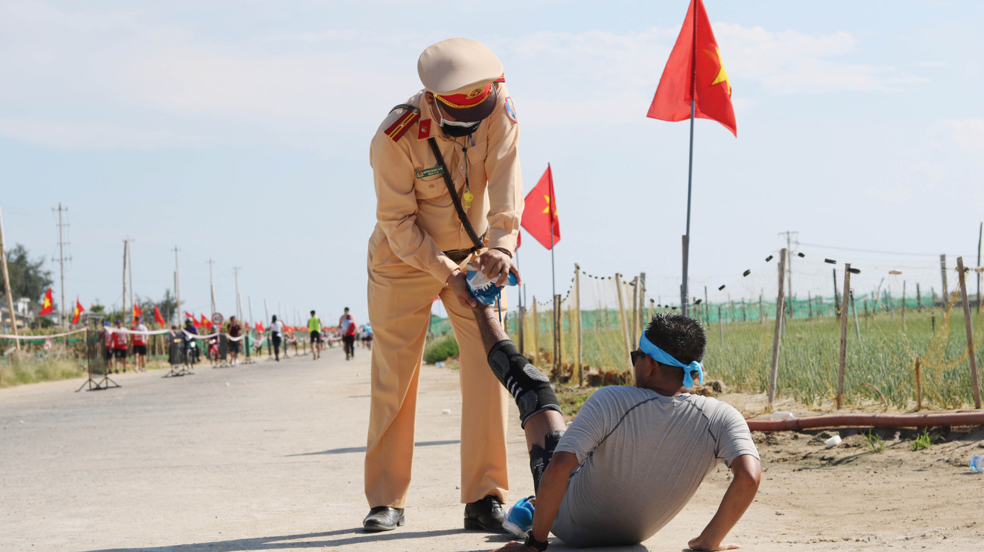 Tiền Phong Marathon 2020: Chạy dưới bóng cờ Tổ quốc ảnh 14
