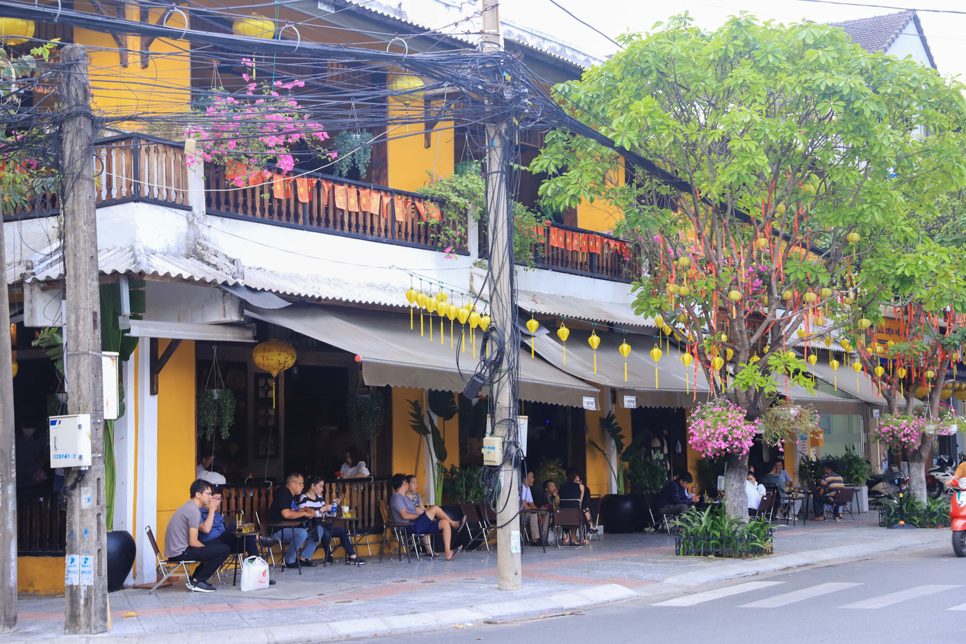 Nhịp sống Đà Nẵng sôi động trở lại sau nới lỏng giãn cách xã hội ảnh 5