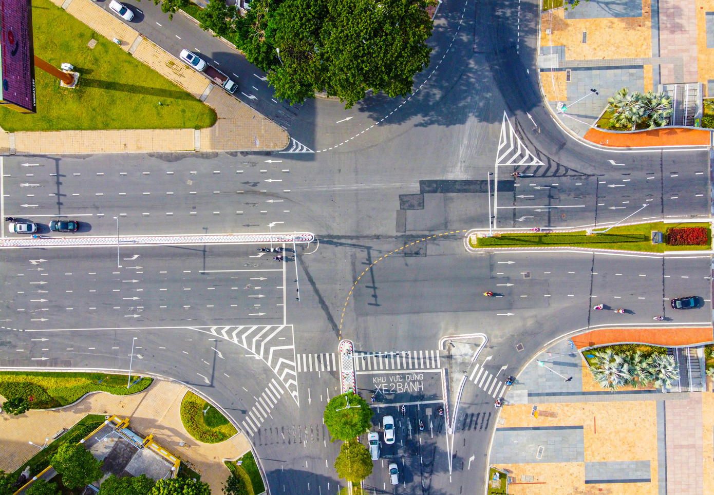 Bay trên Đà Nẵng mùa dịch, nhìn những khoảnh khắc thành phố như 'bất động' ảnh 7