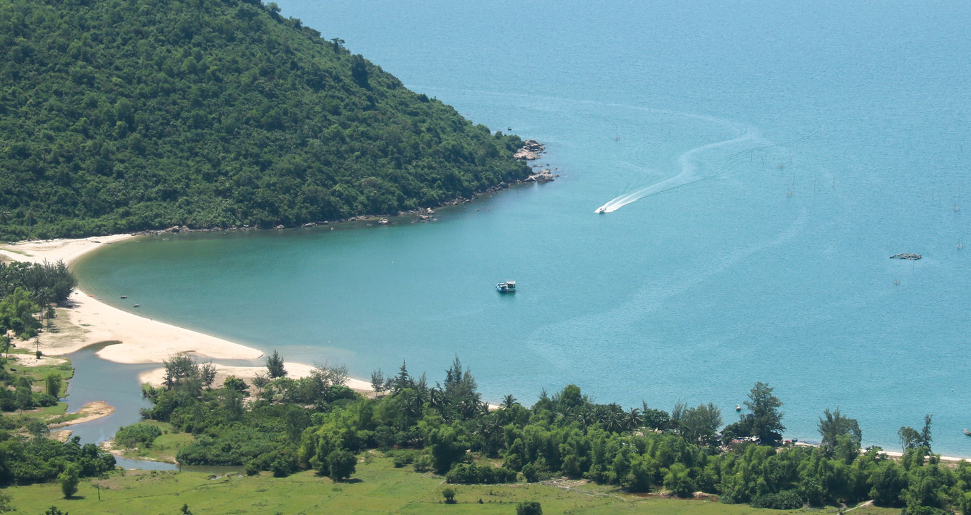 Tạm dừng flycam truy tìm phạm nhân 'vượt ngục' Triệu Quân Sự ảnh 1