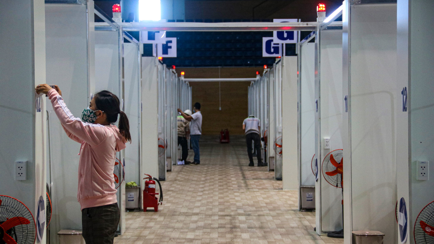 Bệnh viện dã chiến 700 giường hoàn thành sau 4 ngày 'thần tốc' thi công ảnh 4