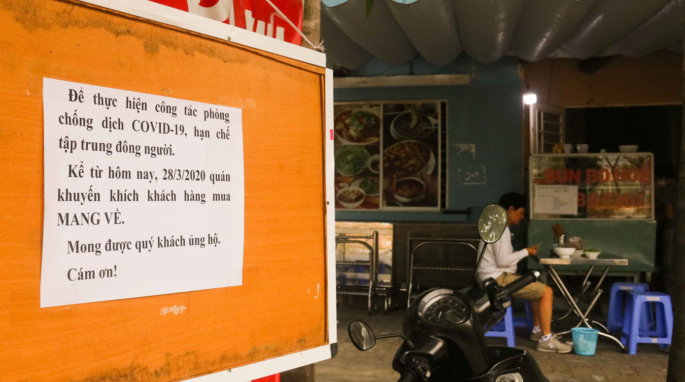 Hàng loạt cửa hàng, quán xá ở Đà Nẵng đóng cửa thực hiện 'lệnh giới nghiêm' ảnh 4