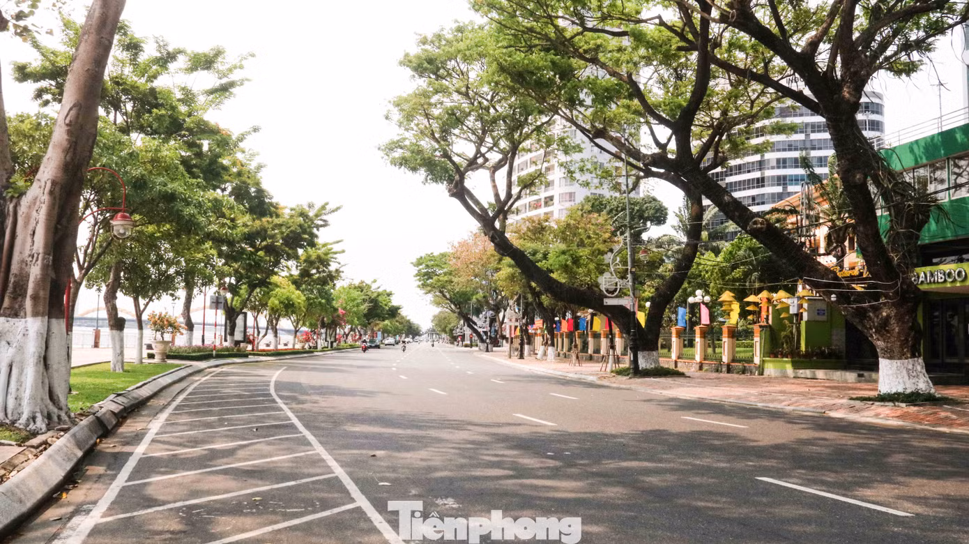 Cảnh 'vắng lặng như tờ' trong ngày Đà Nẵng tròn 45 năm giải phóng thành phố ảnh 6