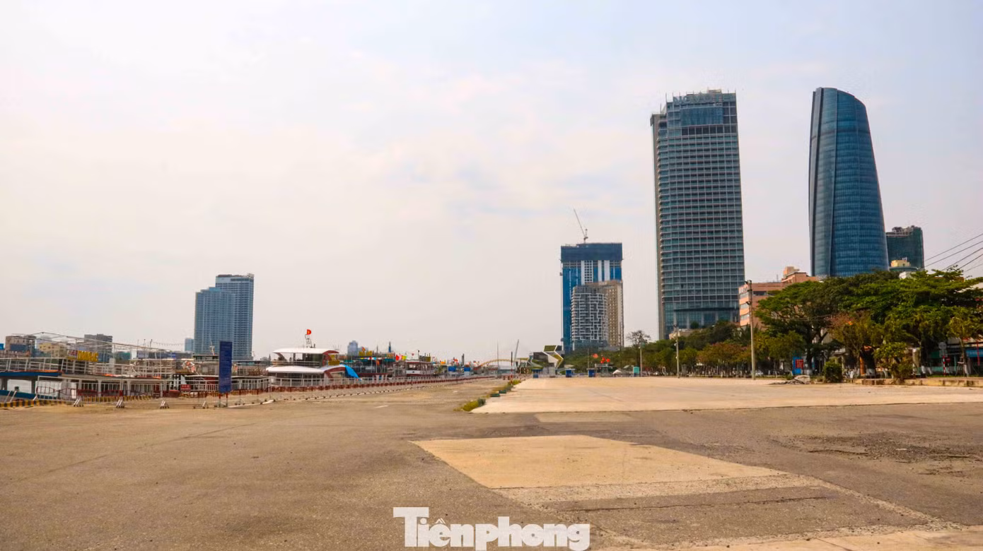 Cảnh 'vắng lặng như tờ' trong ngày Đà Nẵng tròn 45 năm giải phóng thành phố ảnh 13