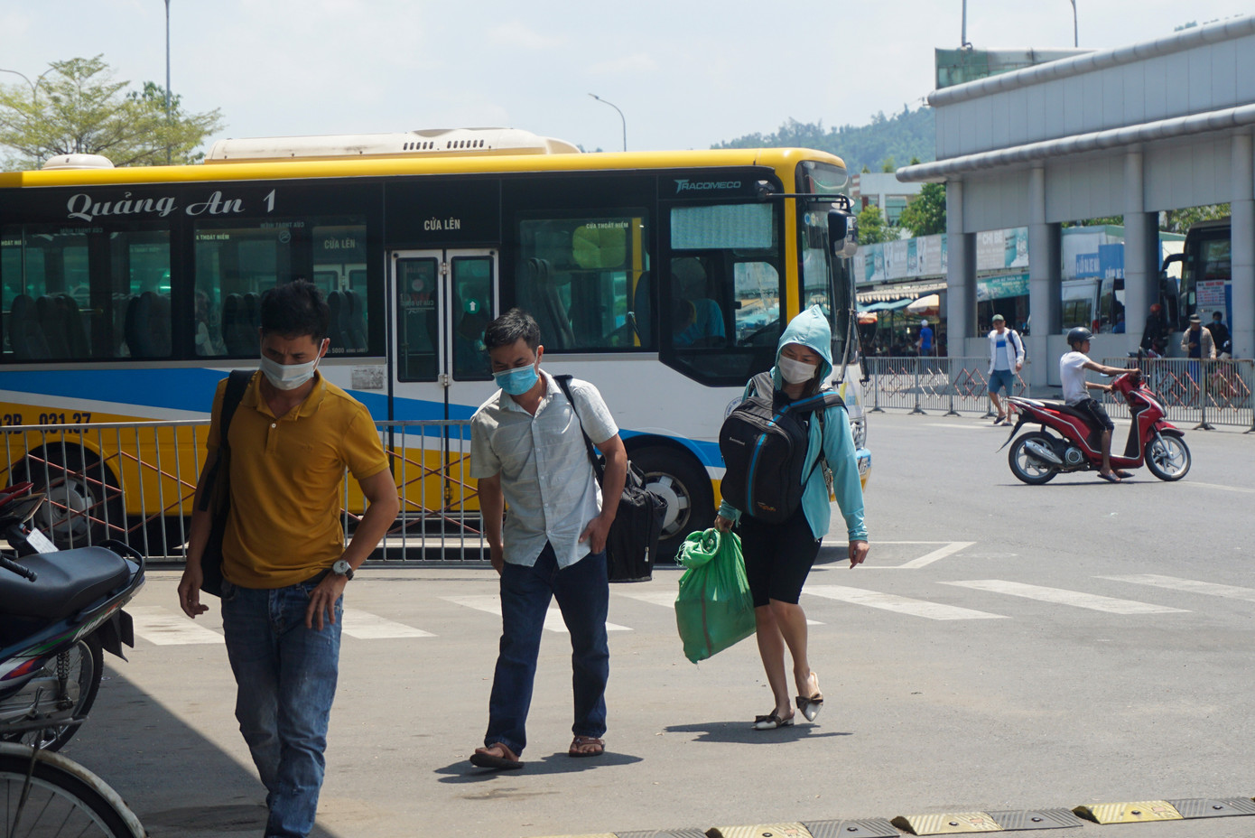 Sân bay, bến xe Đà Nẵng đã dần nhộn nhịp trở lại ảnh 6