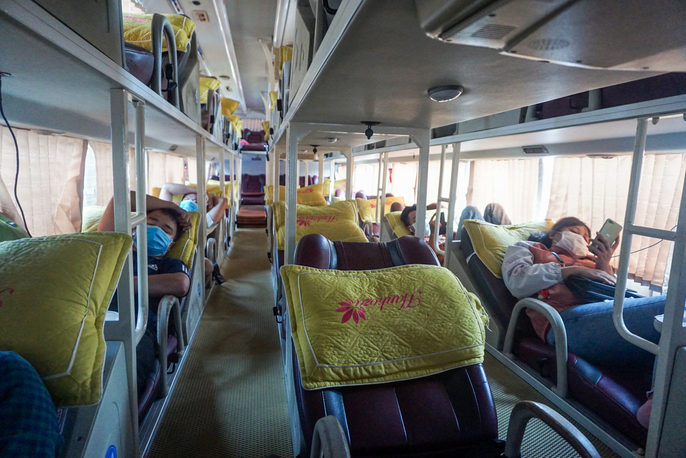 Sân bay, bến xe Đà Nẵng đã dần nhộn nhịp trở lại ảnh 10