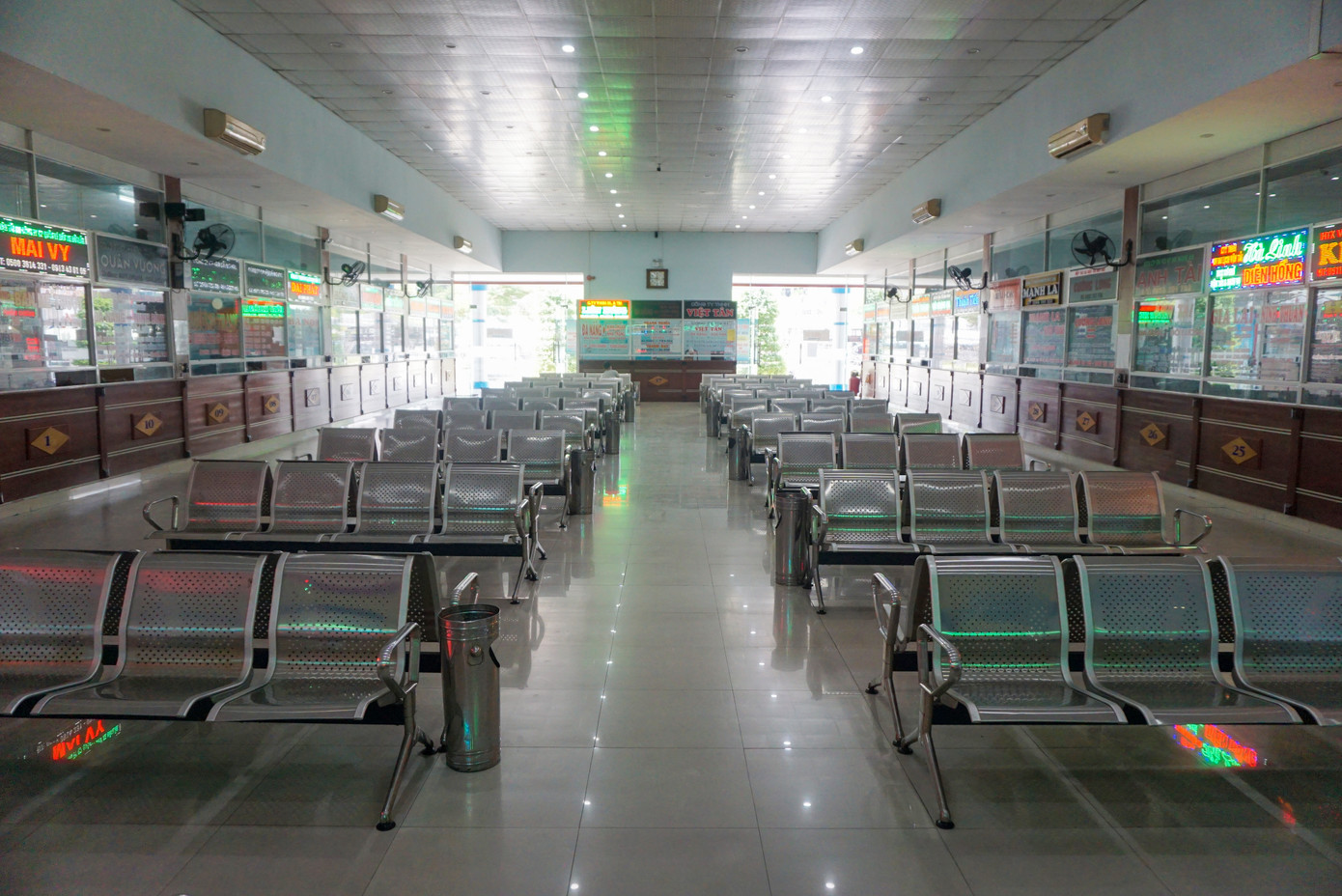 Sân bay, bến xe Đà Nẵng đã dần nhộn nhịp trở lại ảnh 7